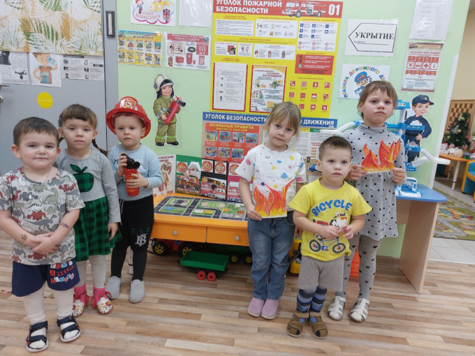Акция "Безопасный новый год" Акция "Безопасный новый год".
