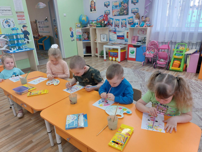 «Кляксография» (выдувание трубочкой) «Кляксография» (выдувание трубочкой).