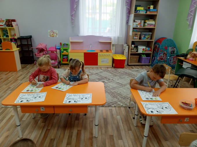 Воспитанники старшей подгруппы любят заниматься математикой Воспитанники старшей подгруппы любят заниматься математикой.